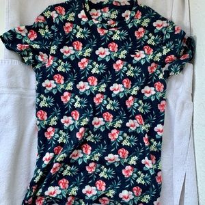 Tropical print crew neck tee from Hollister